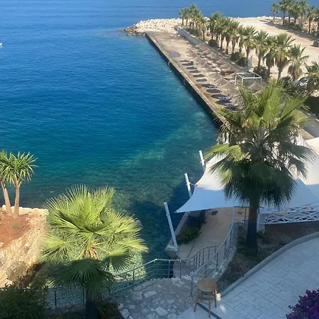 Blue Breeze Attic 2 Apartament Saranda